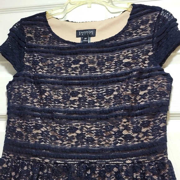 NWOT ENFOCUS PETITE LACE DRESS 8P - Picture 6 of 8